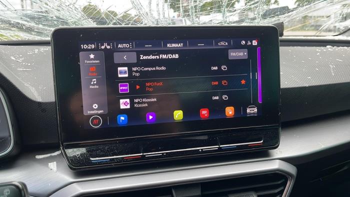 Seat Leon 1.4 TSI e-HYBRID 204 16V Sloopvoertuig (2020, Metallic, Zwart)