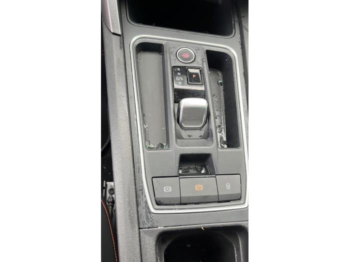 Seat Leon 1.4 TSI e-HYBRID 204 16V Sloopvoertuig (2020, Metallic, Zwart)