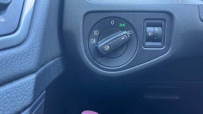 Volkswagen Golf VII 1.6 TDI 16V Sloopvoertuig (2013, Metallic, Zilver)