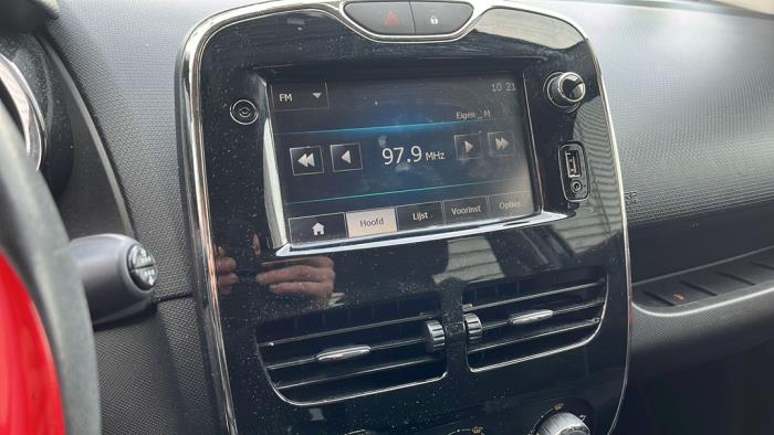Renault Clio IV 0.9 Energy TCE 90 12V Sloopvoertuig (2013, Zwart)