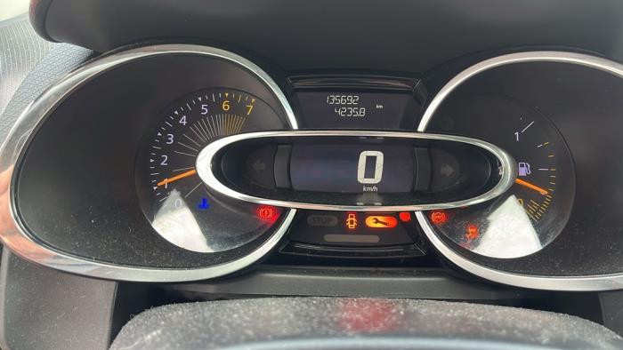 Renault Clio IV 0.9 Energy TCE 90 12V Sloopvoertuig (2013, Zwart)