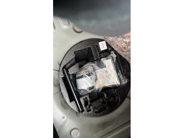 Renault Clio IV 0.9 Energy TCE 90 12V Sloopvoertuig (2013, Zwart)