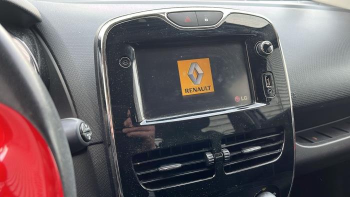 Renault Clio IV 0.9 Energy TCE 90 12V Sloopvoertuig (2013, Zwart)