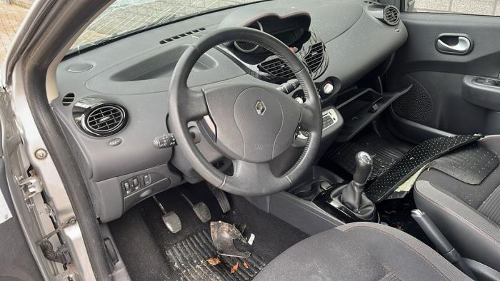 Renault Twingo II 1.5 dCi 90 FAP Sloopvoertuig (2013, Metallic, Grijs, Moonmist)