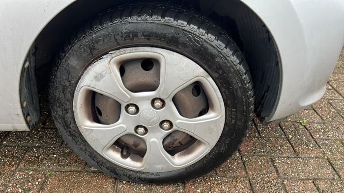 Kia Picanto 1.0 12V Sloopvoertuig (2012, Helder, Zilver)