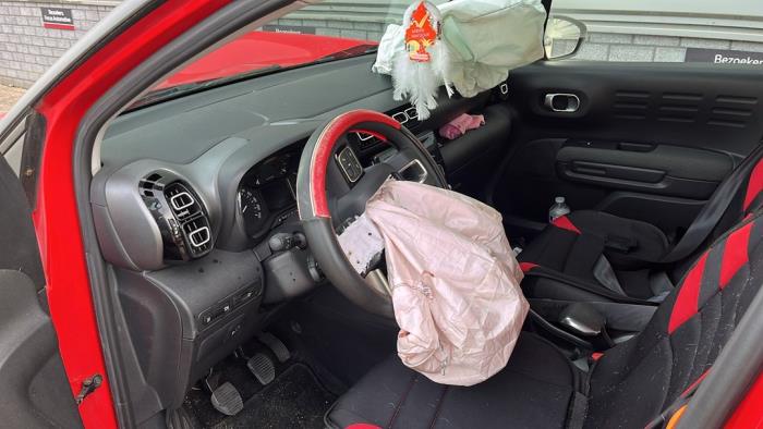 Citroen C3 Aircross I 1.2 PureTech 82 Sloopvoertuig (2018, Rood)