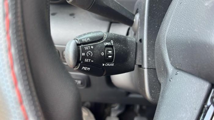 Citroen C3 Aircross I 1.2 PureTech 82 Sloopvoertuig (2018, Rood)