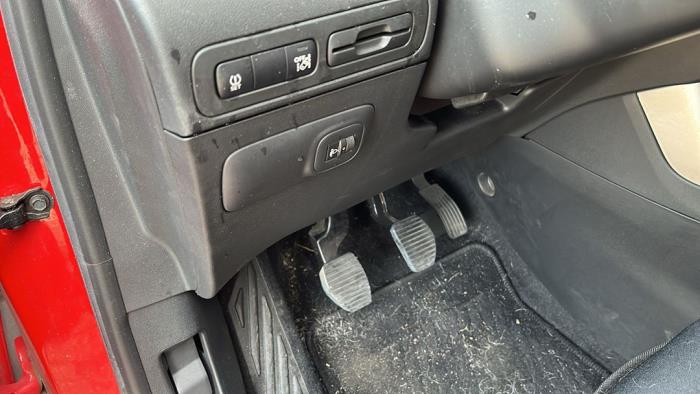 Citroen C3 Aircross I 1.2 PureTech 82 Sloopvoertuig (2018, Rood)