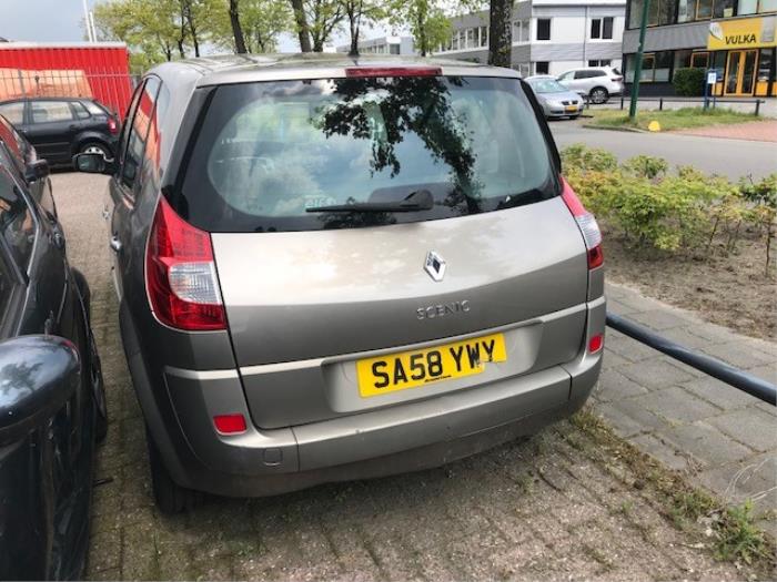 Renault Scénic II 1.6 16V Sloopvoertuig (2007, Beige)