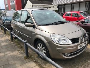 Renault Scénic II 1.6 16V Sloopvoertuig (2007, Beige)