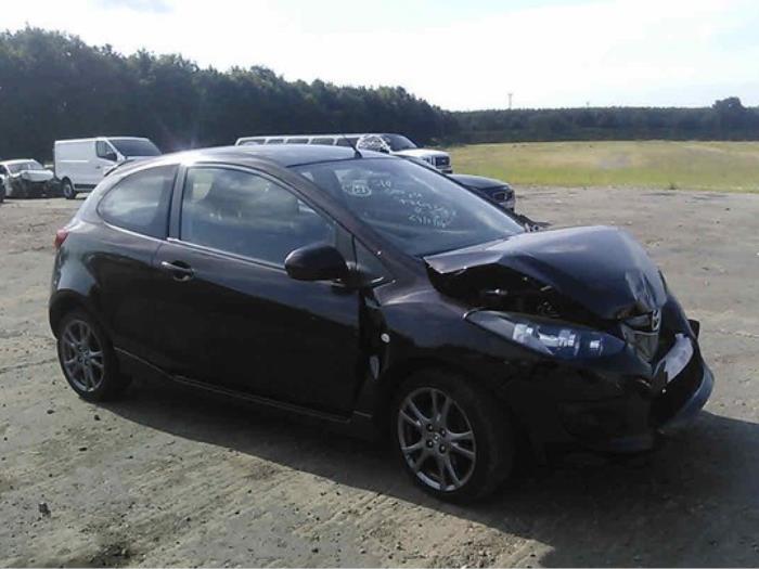 Mazda 2 1.3 16V S-VT High Power Sloopvoertuig (2009, Donker, Paars)