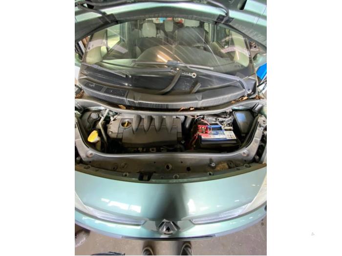 Renault Scénic II 1.6 16V Sloopvoertuig (2007, Groen)