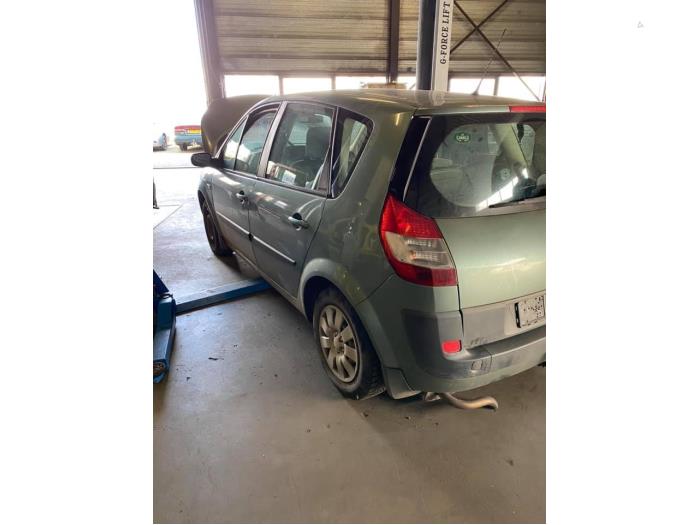 Renault Scénic II 1.6 16V Sloopvoertuig (2007, Groen)