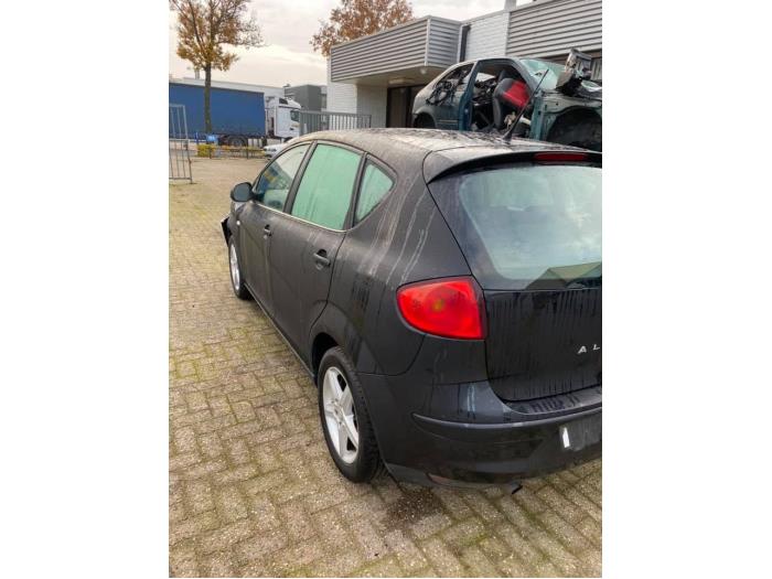 Seat Altea 1.6 Sloopvoertuig (2009, Zwart)