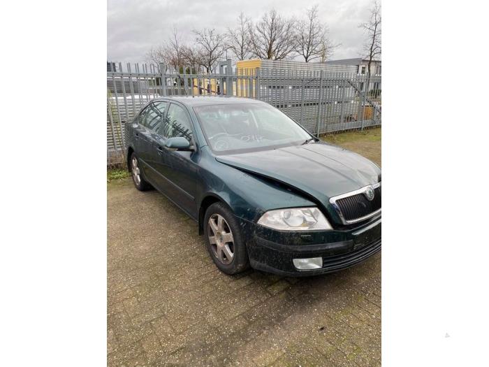 Skoda Octavia 2.0 FSI 16V Sloopvoertuig (2008, Groen)