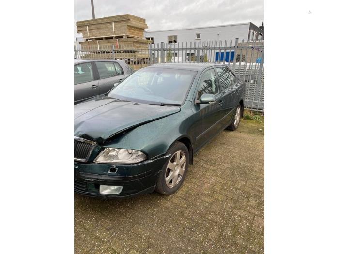 Skoda Octavia 2.0 FSI 16V Sloopvoertuig (2008, Groen)