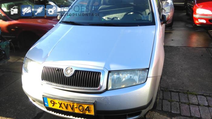 Skoda fabia 6y2