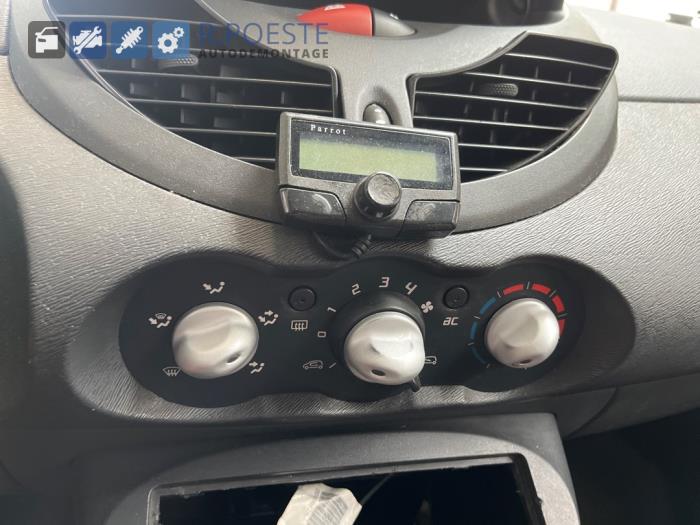 Renault Twingo II 1.2 Sloopvoertuig (2009, Zwart)