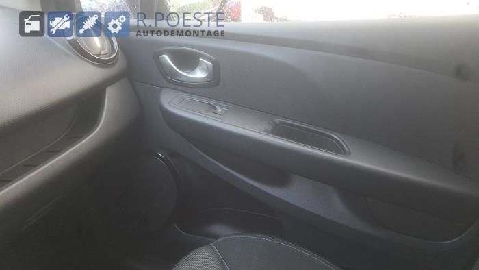 Renault Clio IV Estate/Grandtour 0.9 Energy TCE 90 12V Sloopvoertuig (2019, Zwart)