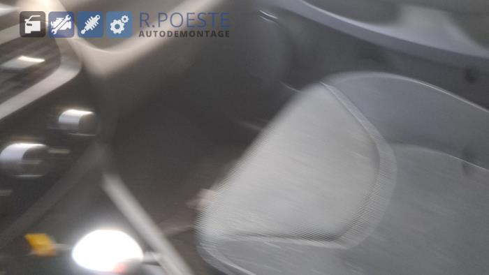 Renault Clio IV Estate/Grandtour 0.9 Energy TCE 90 12V Sloopvoertuig (2019, Zwart)