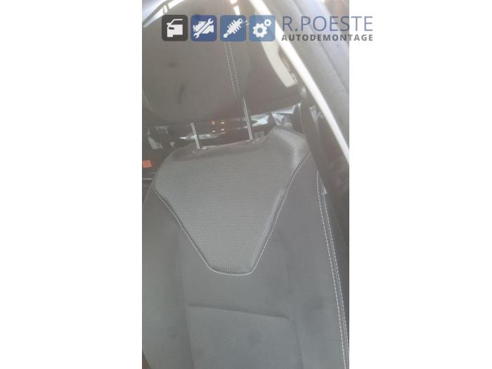 Renault Clio IV Estate/Grandtour 0.9 Energy TCE 90 12V Sloopvoertuig (2019, Zwart)