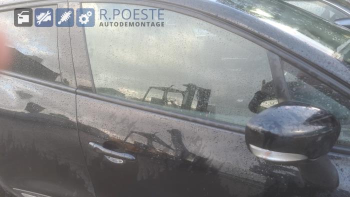 Renault Clio IV Estate/Grandtour 0.9 Energy TCE 90 12V Sloopvoertuig (2019, Zwart)