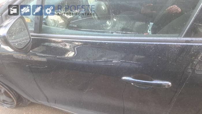 Renault Clio IV Estate/Grandtour 0.9 Energy TCE 90 12V Sloopvoertuig (2019, Zwart)