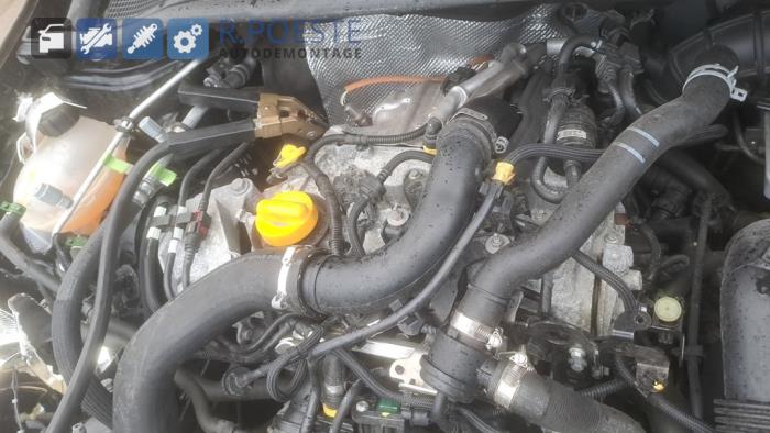 Renault Clio IV Estate/Grandtour 0.9 Energy TCE 90 12V Sloopvoertuig (2019, Zwart)