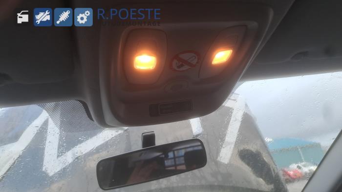 Renault Clio IV Estate/Grandtour 0.9 Energy TCE 90 12V Sloopvoertuig (2019, Zwart)