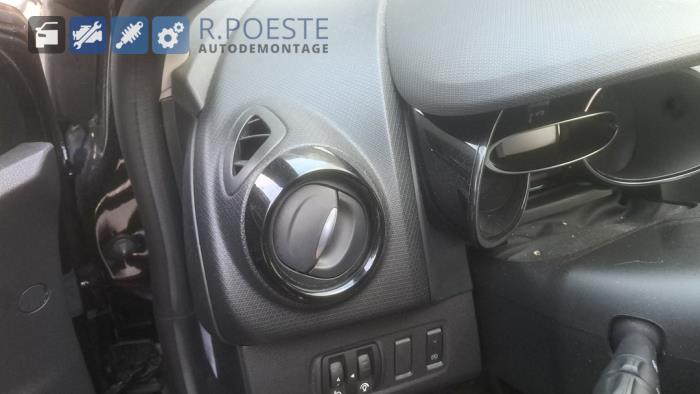 Renault Clio IV Estate/Grandtour 0.9 Energy TCE 90 12V Sloopvoertuig (2019, Zwart)