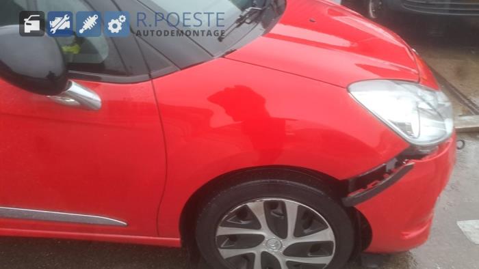 Citroen DS3 1.2 12V PureTech 82 Sloopvoertuig (2014, Rood)