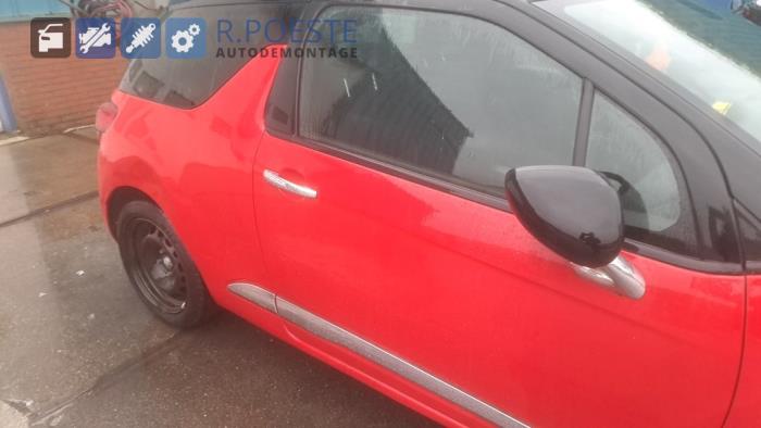 Citroen DS3 1.2 12V PureTech 82 Sloopvoertuig (2014, Rood)