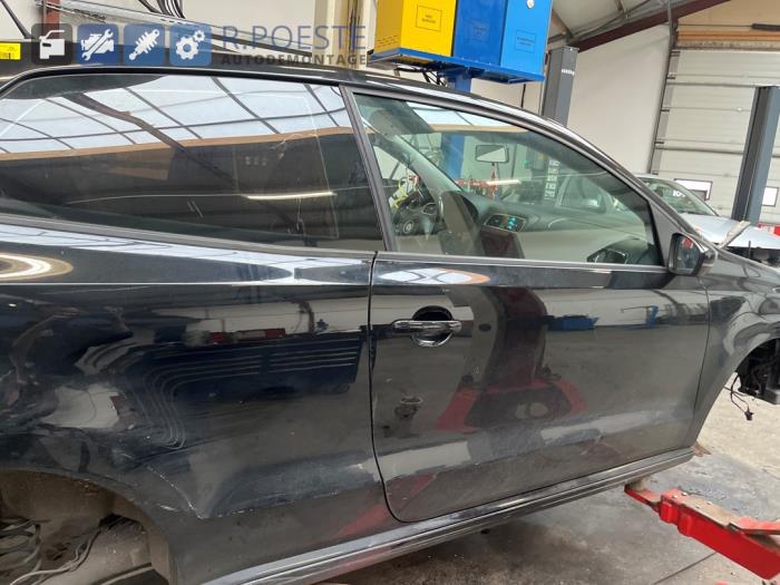 Volkswagen Polo V 1.2 TDI 12V BlueMotion Sloopvoertuig (2010, Zwart)