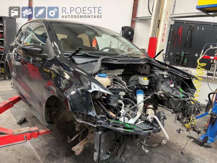 Volkswagen Polo V 1.2 TDI 12V BlueMotion Sloopvoertuig (2010, Zwart)