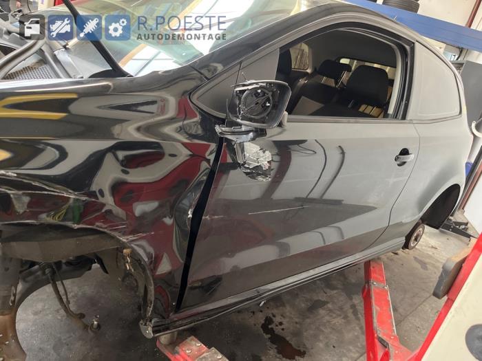 Volkswagen Polo V 1.2 TDI 12V BlueMotion Sloopvoertuig (2010, Zwart)