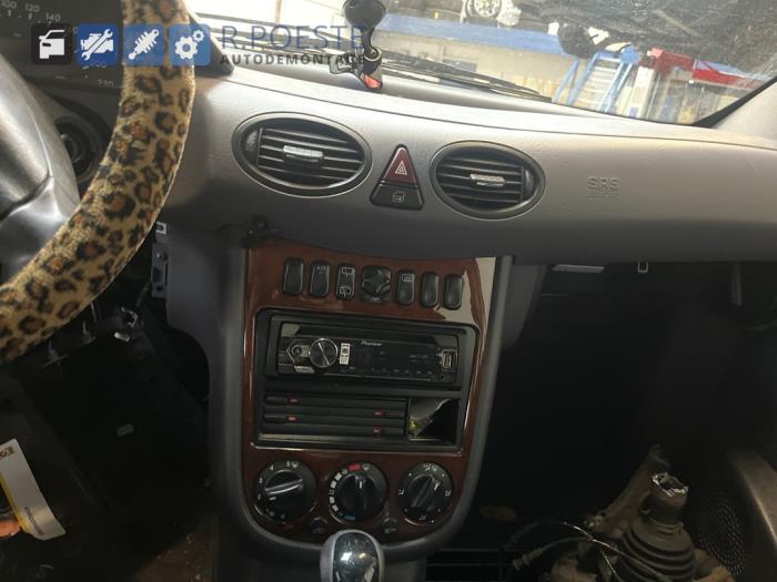 Mercedes A 1.4 A-140 Sloopvoertuig (2004, Grijs)