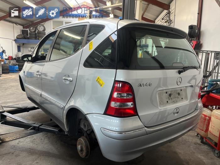 Mercedes A 1.4 A-140 Sloopvoertuig (2004, Grijs)