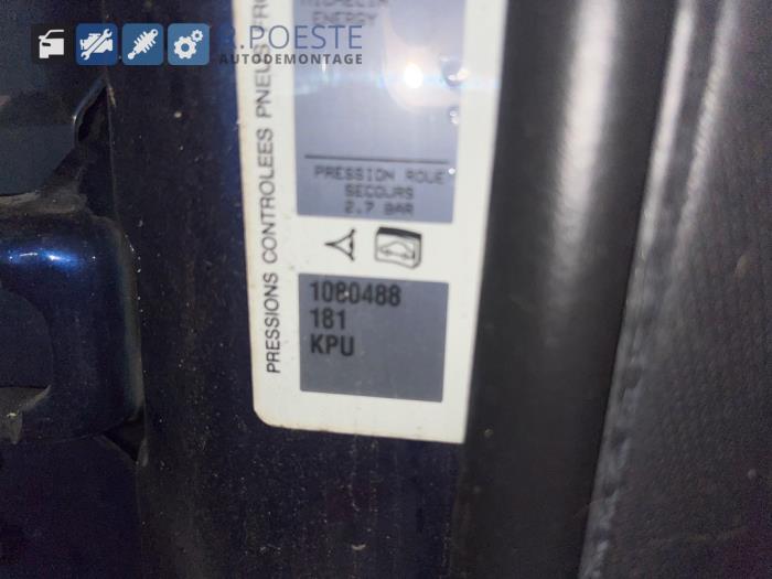 Citroen C4 Berline 1.4 16V Sloopvoertuig (2006, Blauw)