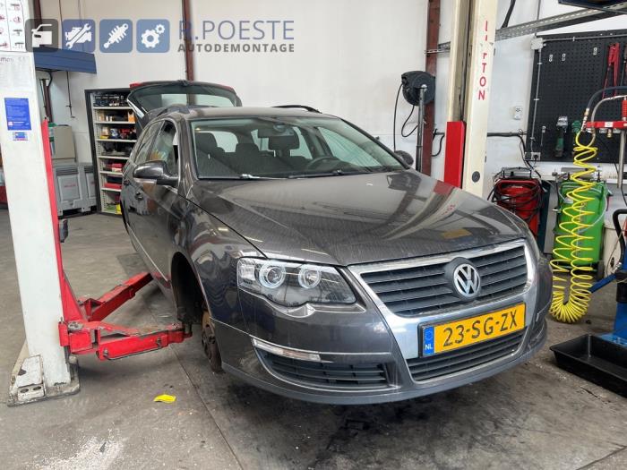 Volkswagen Passat Variant 2.0 TDI 16V 140 Sloopvoertuig (2006, Zwart)