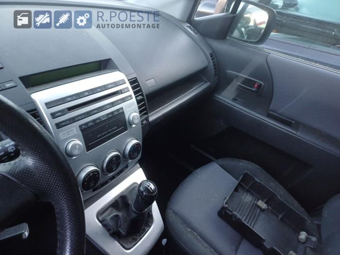 Mazda 5 1.8i 16V Sloopvoertuig (2007, Beige)