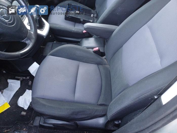 Mazda 5 1.8i 16V Sloopvoertuig (2007, Beige)