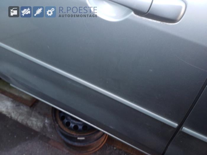 Mazda 5 1.8i 16V Sloopvoertuig (2007, Beige)