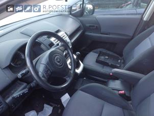 Mazda 5 1.8i 16V Sloopvoertuig (2007, Beige)