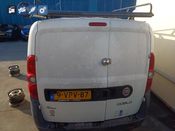 Fiat Doblo Cargo 1.3 MJ 16V DPF Euro 5 Sloopvoertuig (2011, Graniet)