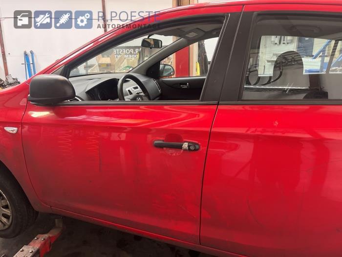 Hyundai i20 1.2i 16V Sloopvoertuig (2011, Rood)