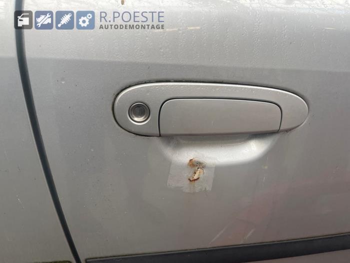 Toyota Yaris 1.3 16V VVT-i Sloopvoertuig (2002, Grijs)