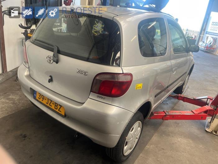 Toyota Yaris 1.3 16V VVT-i Sloopvoertuig (2002, Grijs)