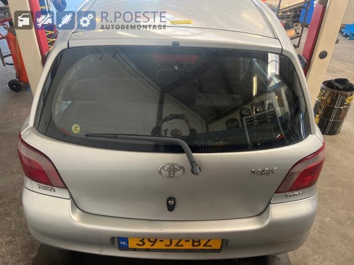 Toyota Yaris 1.3 16V VVT-i Sloopvoertuig (2002, Grijs)