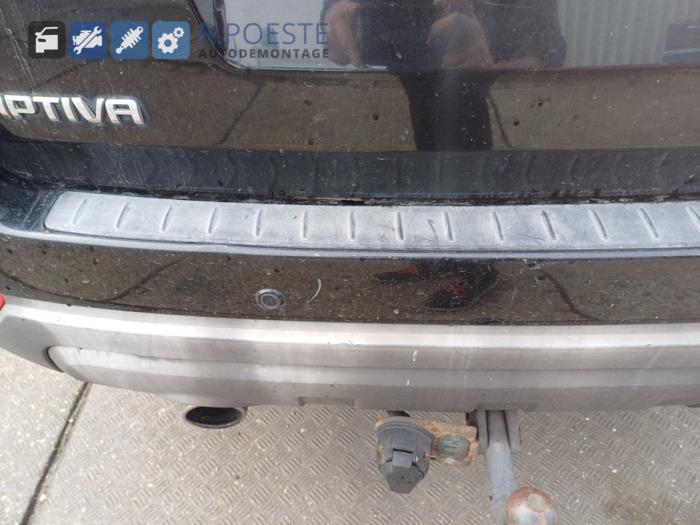 Chevrolet Captiva 2.4 16V 4x2 Sloopvoertuig (2008, Zwart)