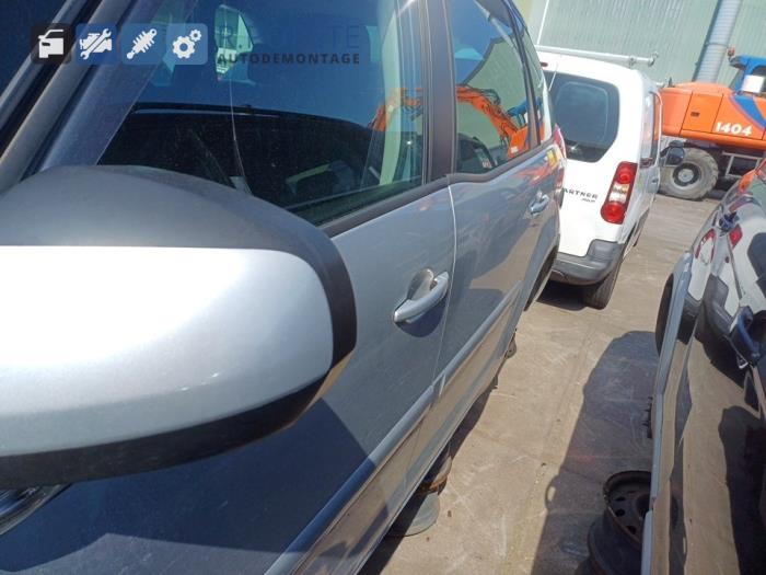 Citroen C4 Picasso 2.0 16V Autom. Sloopvoertuig (2008, Grijs)